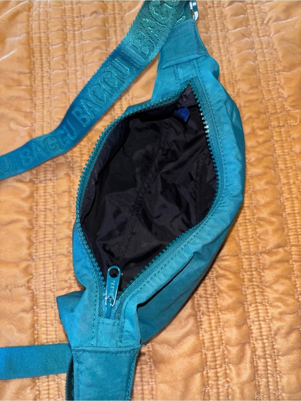 BAGGU small crescent